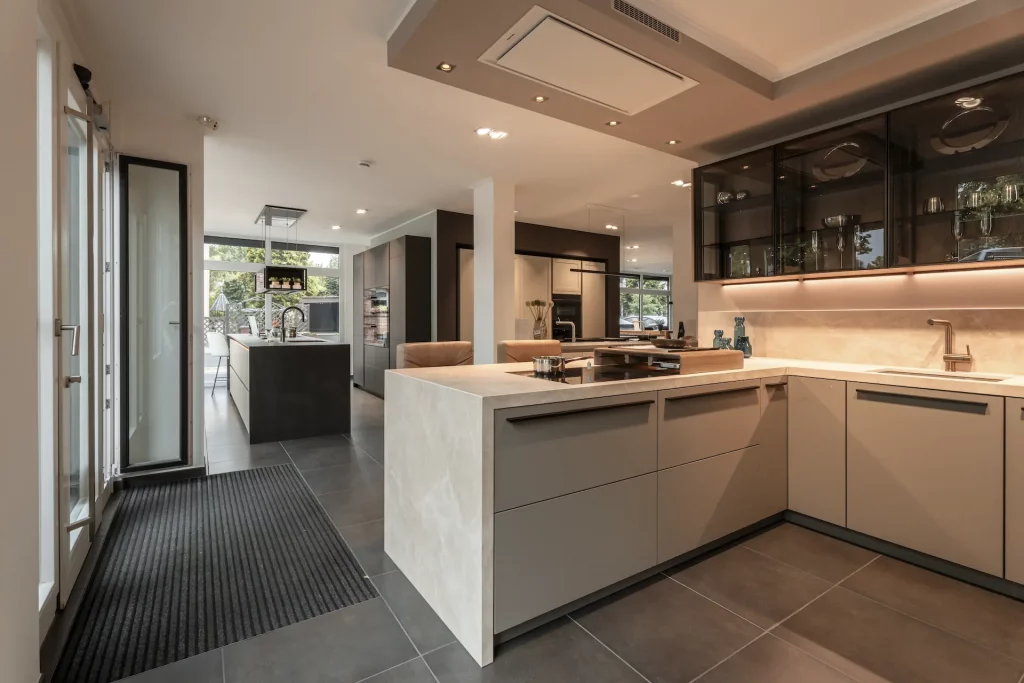 next125-kueche-laminam-arbeitsplatte-miele-geraete next125 kueche laminam arbeitsplatte miele geraete